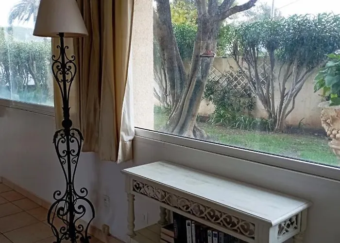 Apartment Baddha Konasana Agde