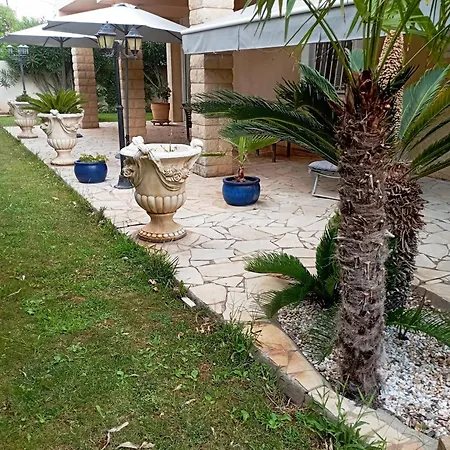 Apartmán Rdc Jardin Et Terrasse *