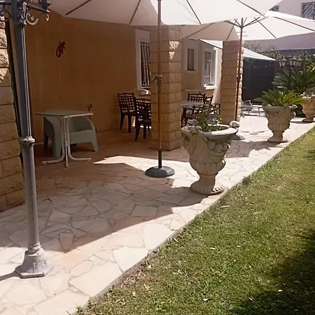 Apartmán Rdc Jardin Et Terrasse *