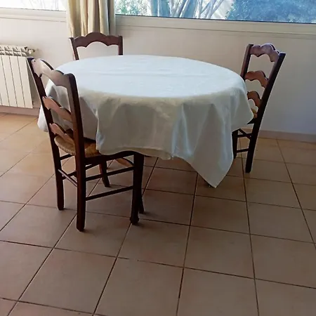 Rdc Jardin Et Terrasse Apartmán