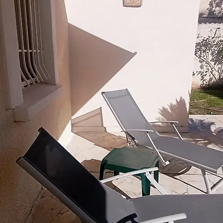 Apartmán Rdc Jardin Et Terrasse *